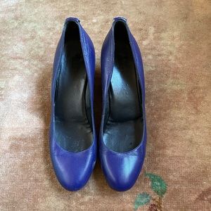 Gucci Blueish-purple wedge shoes